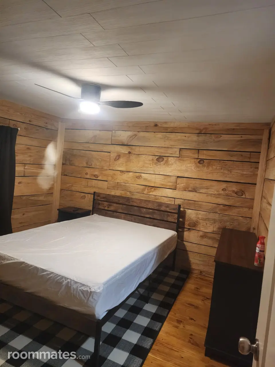 Profile photo 7 of 11