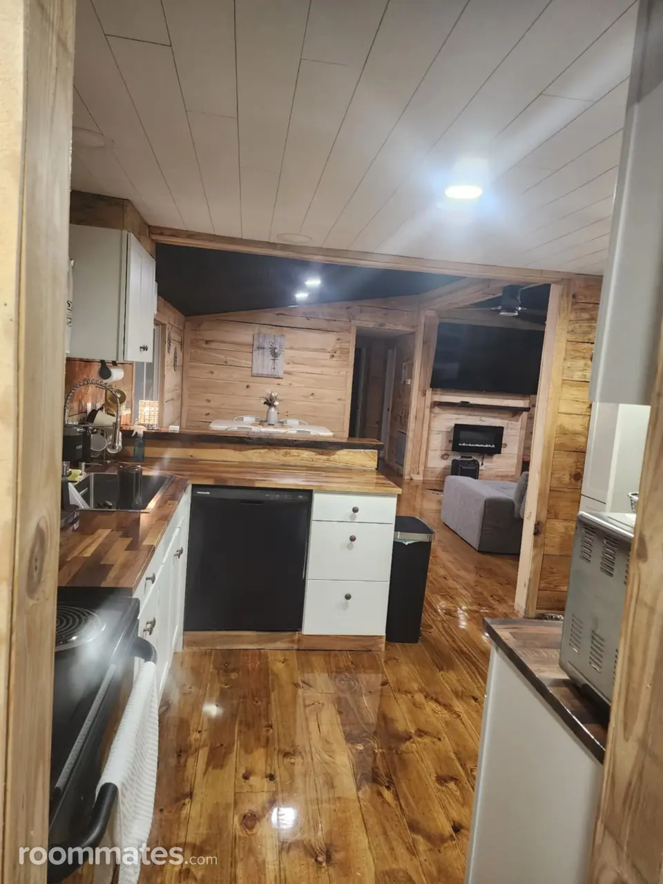 Profile photo 9 of 11