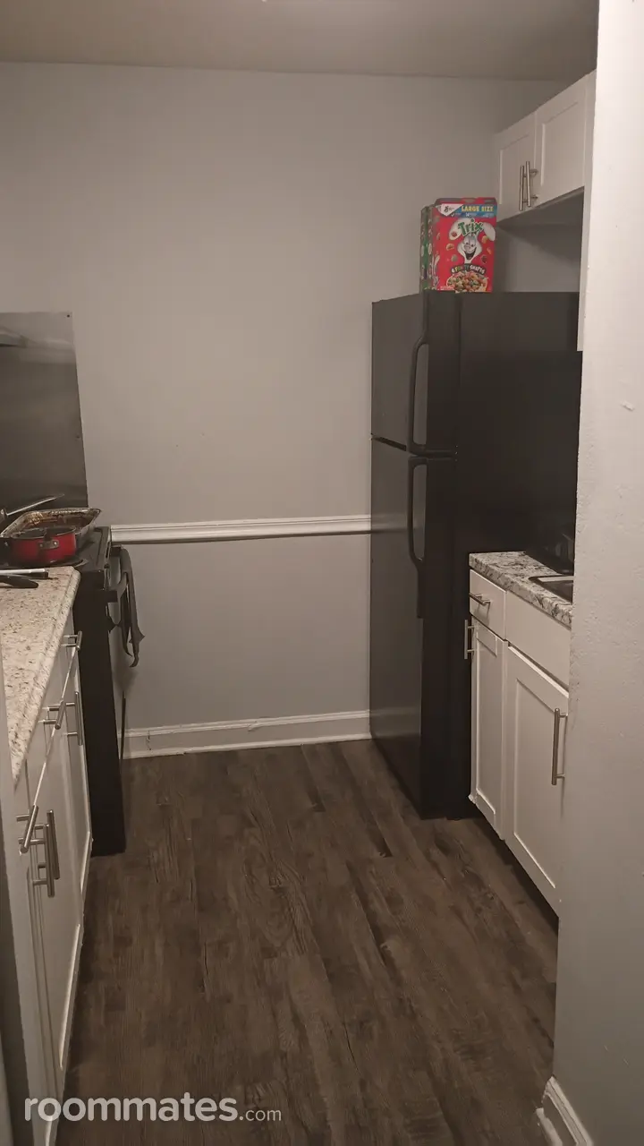 Profile photo 9 of 10