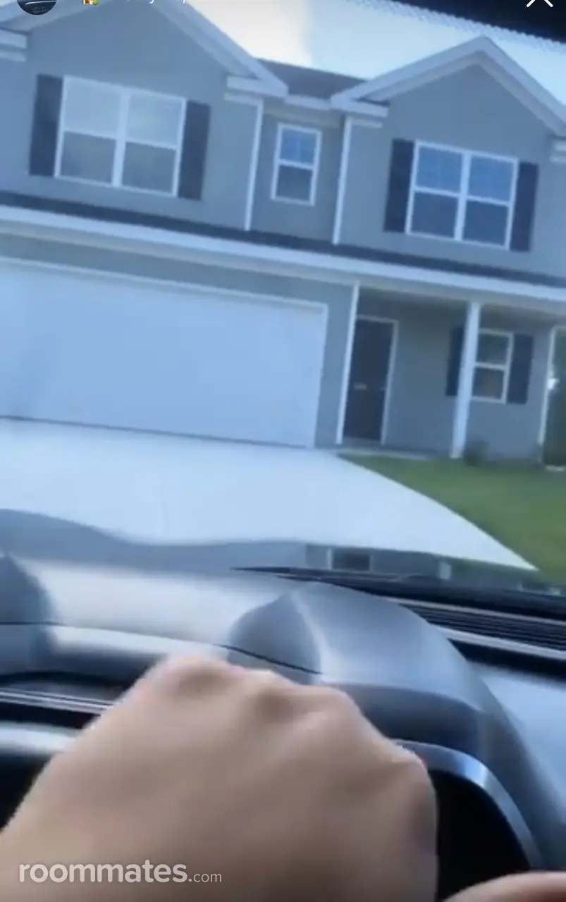 Profile photo 2 of 11