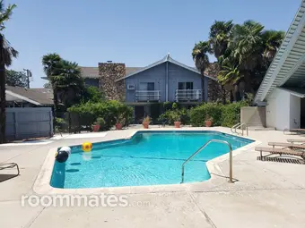 Room for rent in Fullerton, CA $1250, townhouse