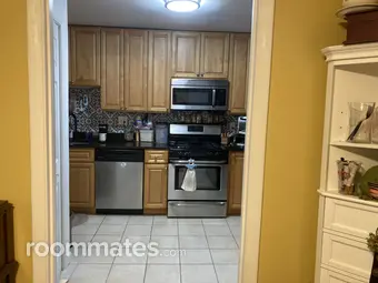 Room for rent in Silver Spring, MD $900, house