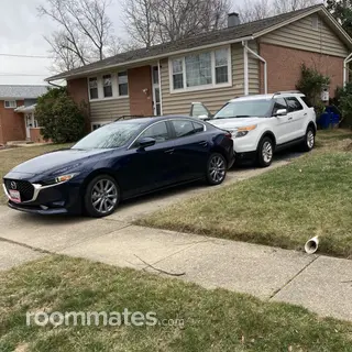 Room for rent in Silver Spring, MD $900, house