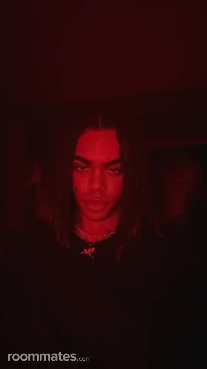 Profile photo 1 of 1