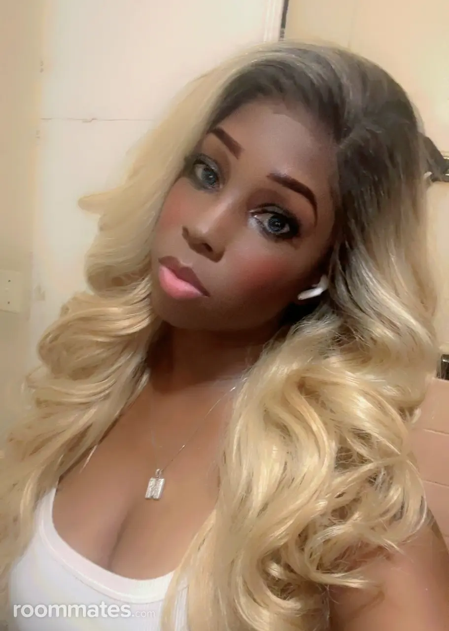 Profile photo 1 of 1