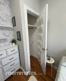 Room for rent in New York, NY $1400, townhouse