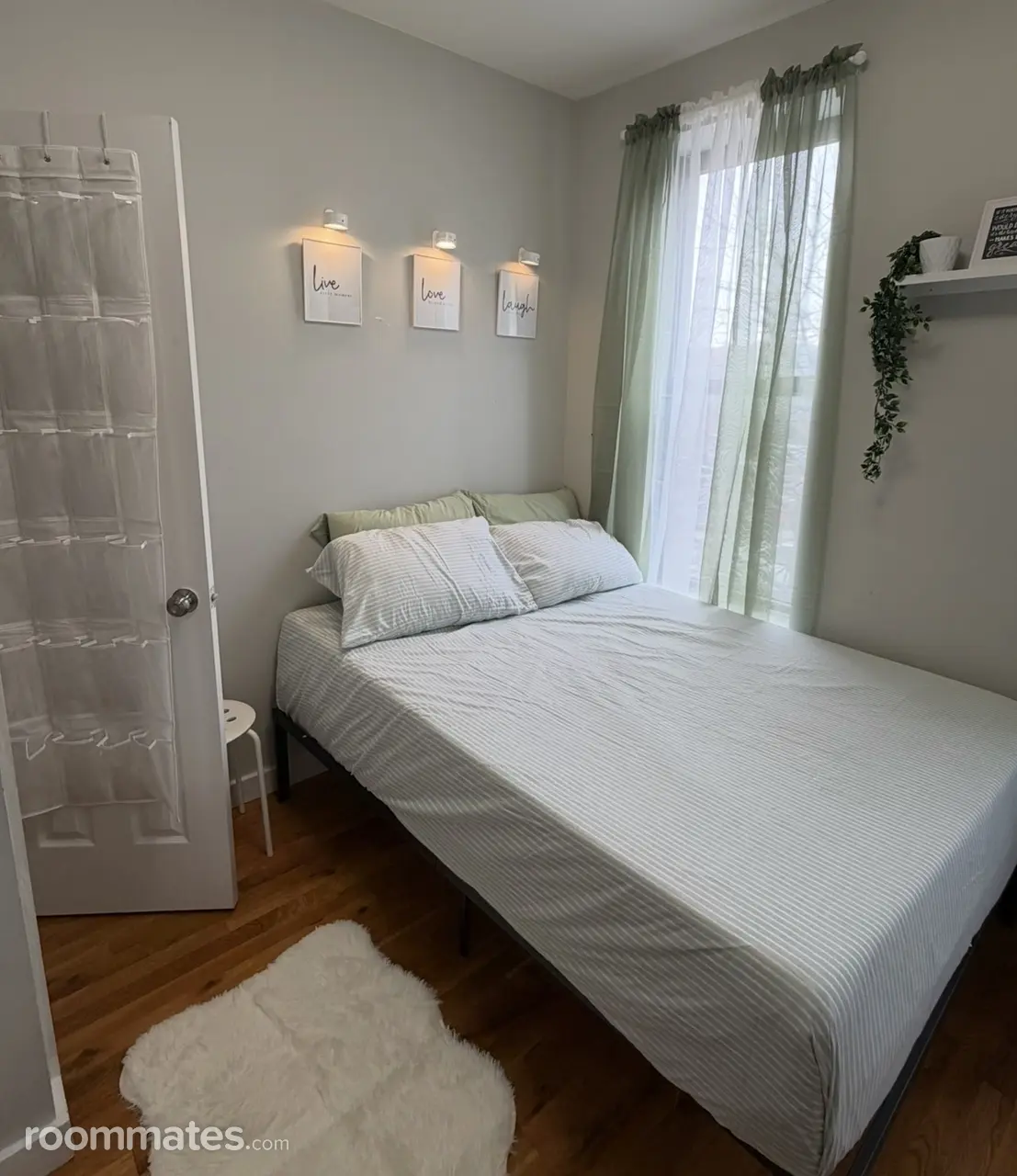 Profile photo 5 of 7