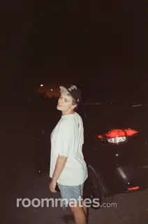 Roommate looking Portland, OR, $1100