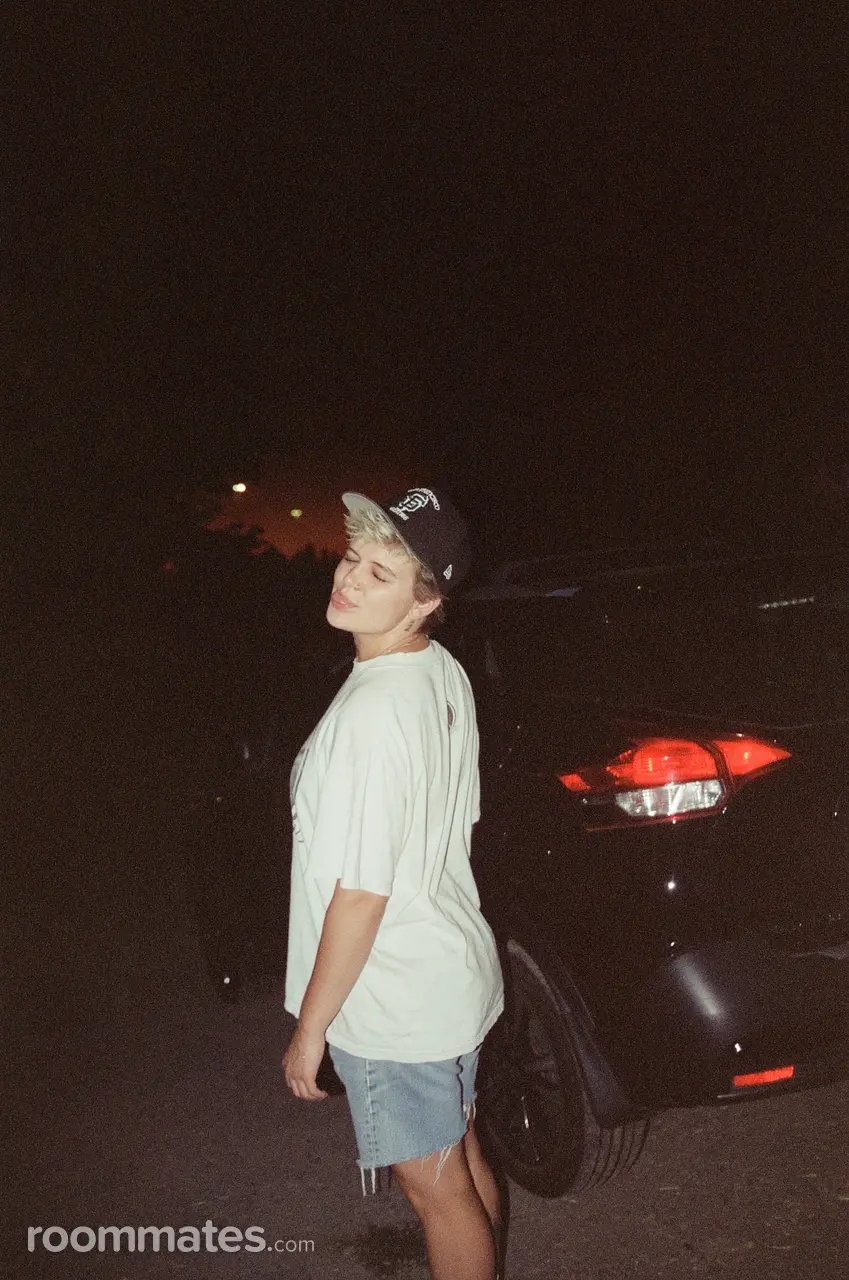 Profile photo 1 of 1