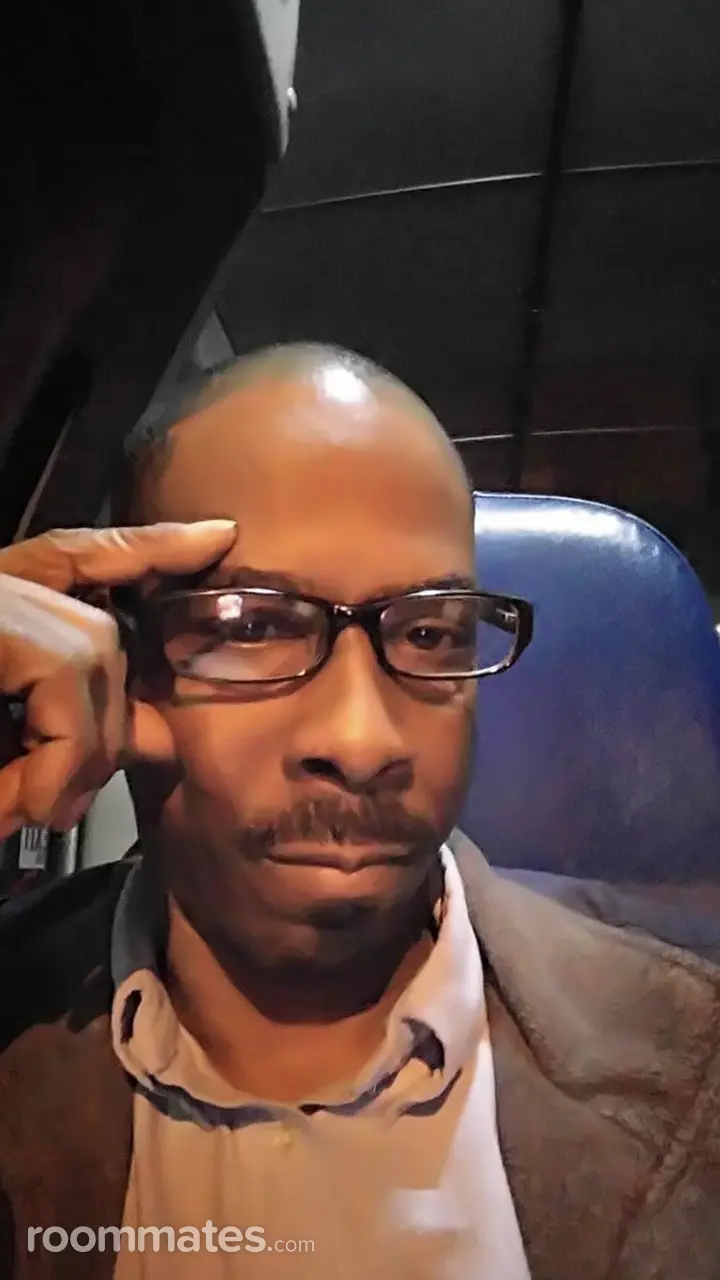 Profile photo 5 of 6