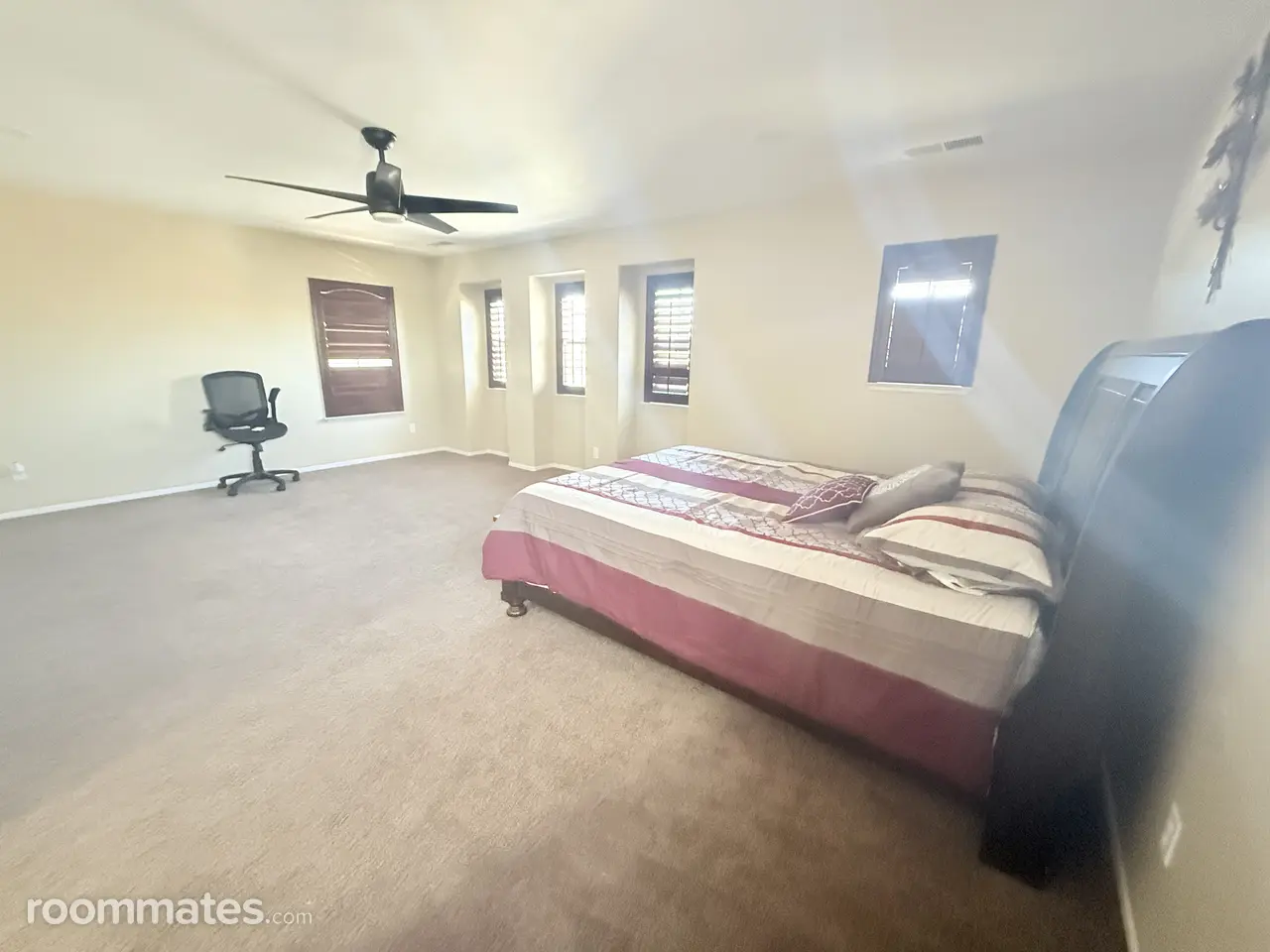 Profile photo 2 of 11