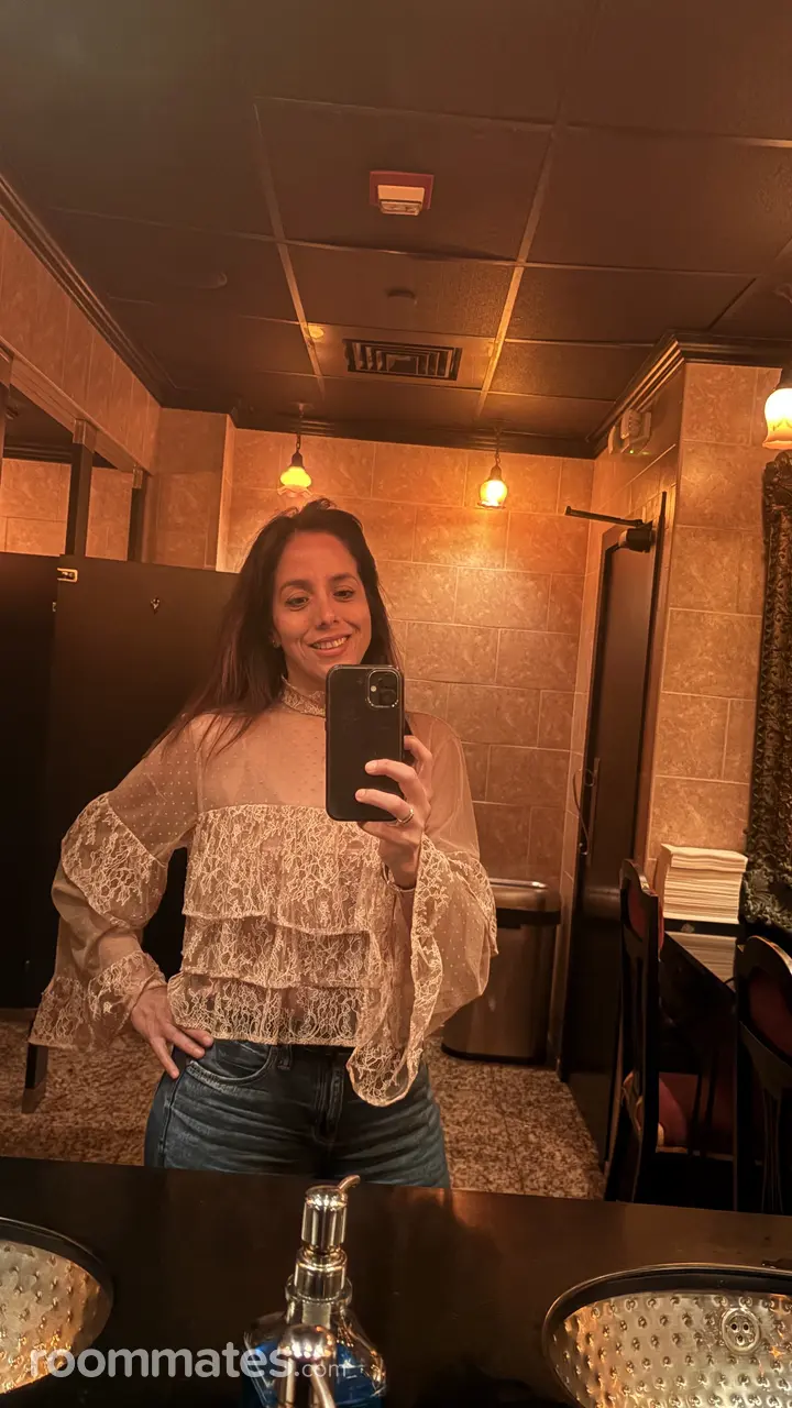 Profile photo 4 of 6