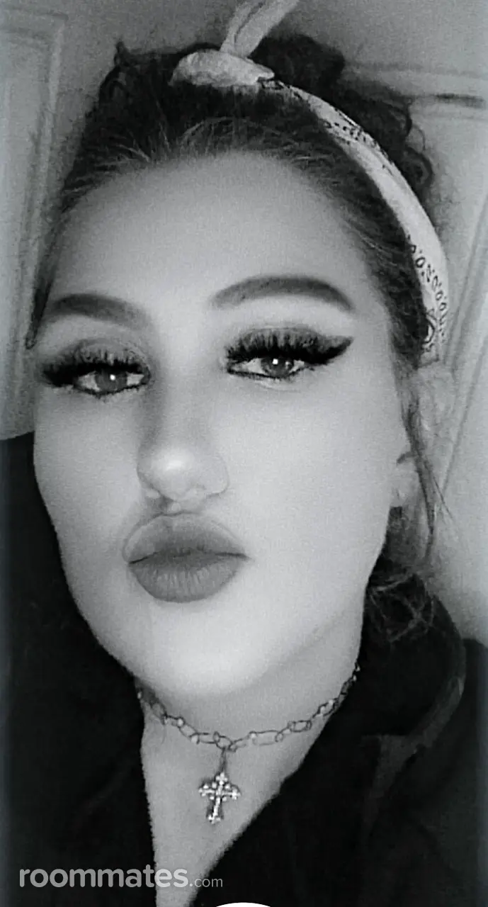 Profile photo 3 of 5