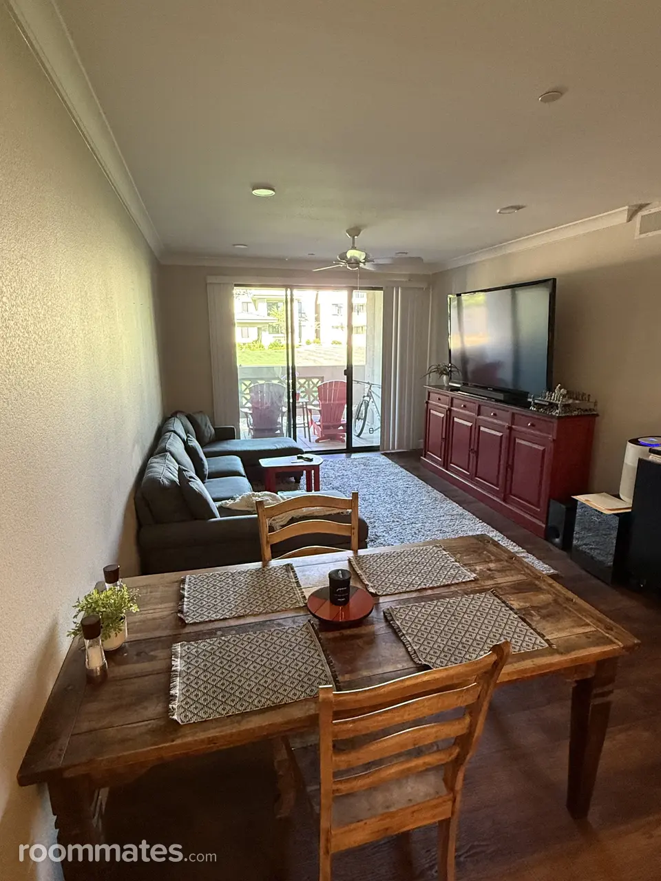 Profile photo 7 of 11