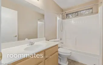 Room for rent in Glendale, AZ $700, house