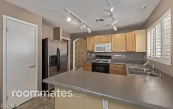 Room for rent in Glendale, AZ $750, house