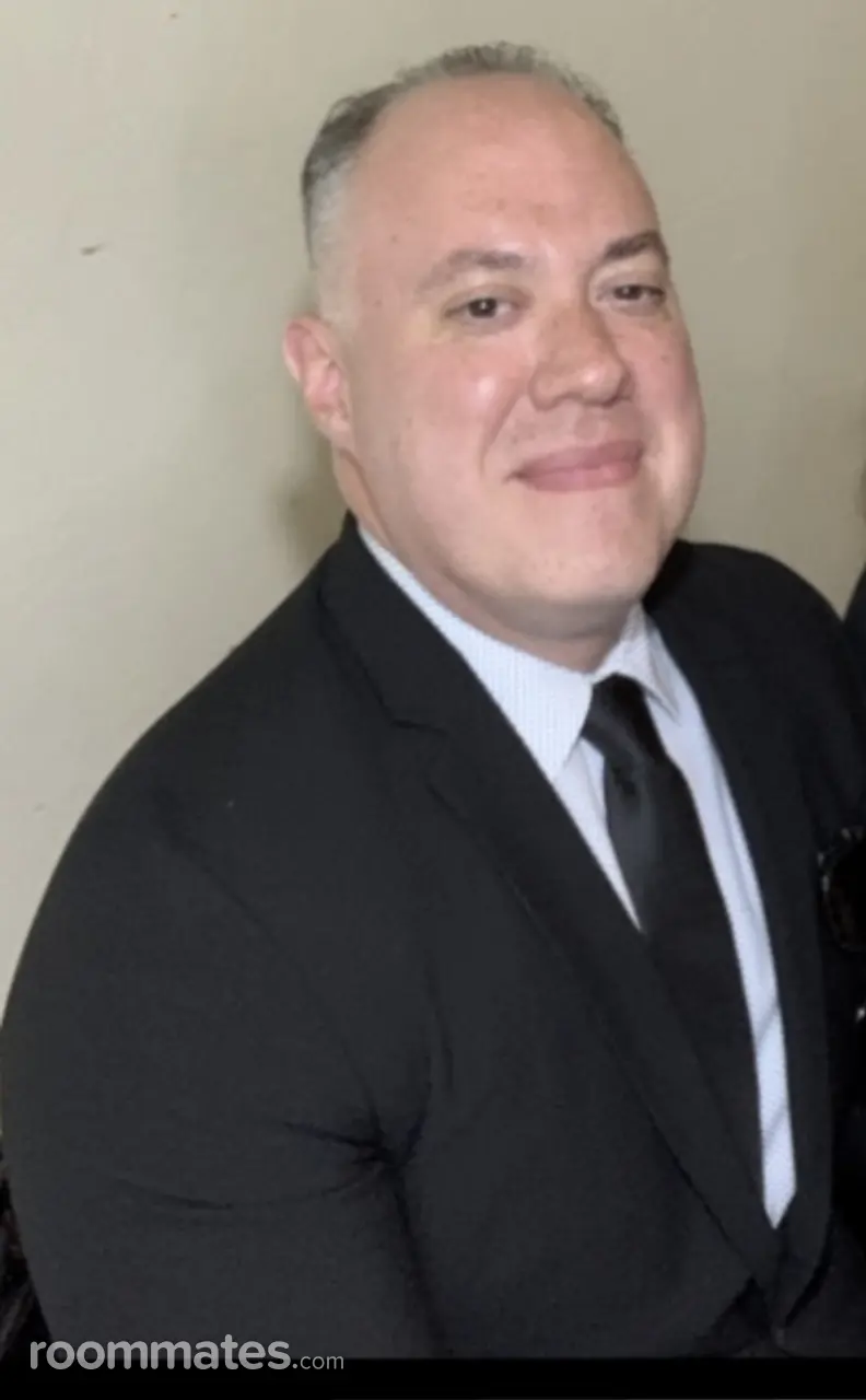 Profile photo 5 of 5