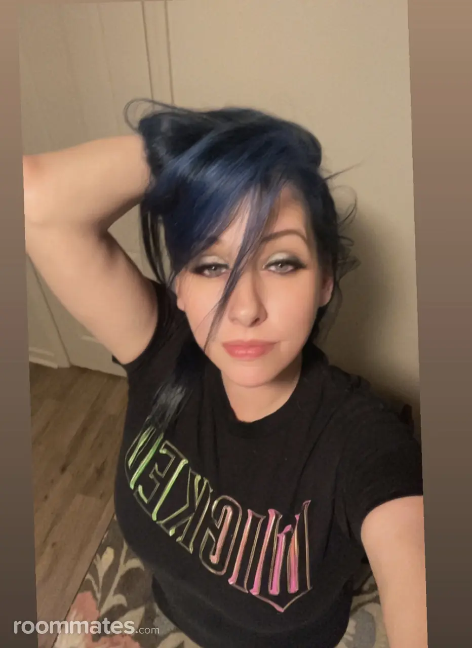 Profile photo 1 of 1