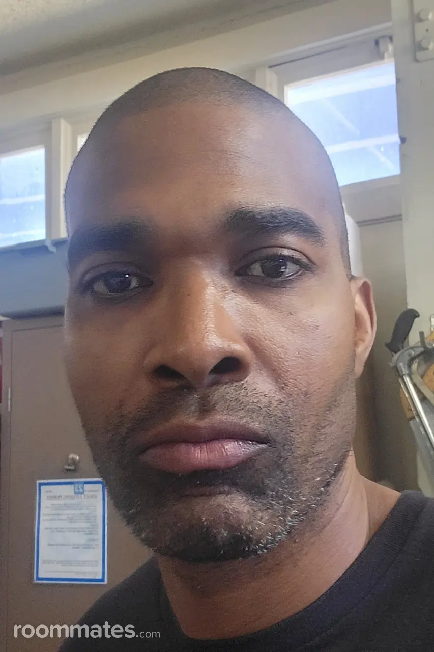 Profile photo 1 of 1