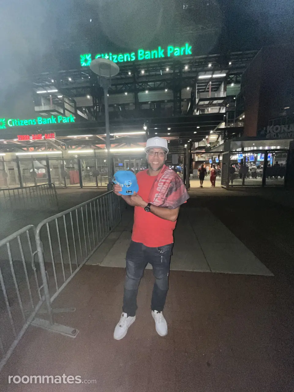 Profile photo 1 of 1