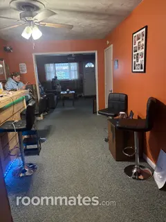 Room for rent in Jessup, PA $750, house