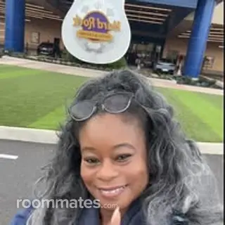 Roommate looking Charlotte, NC, $1300