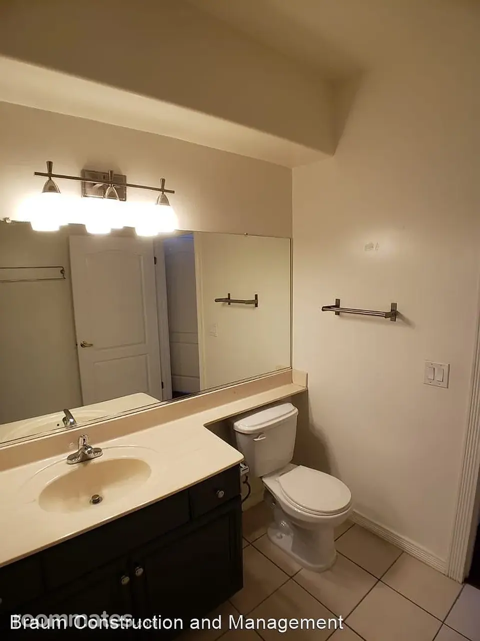 Profile photo 4 of 10