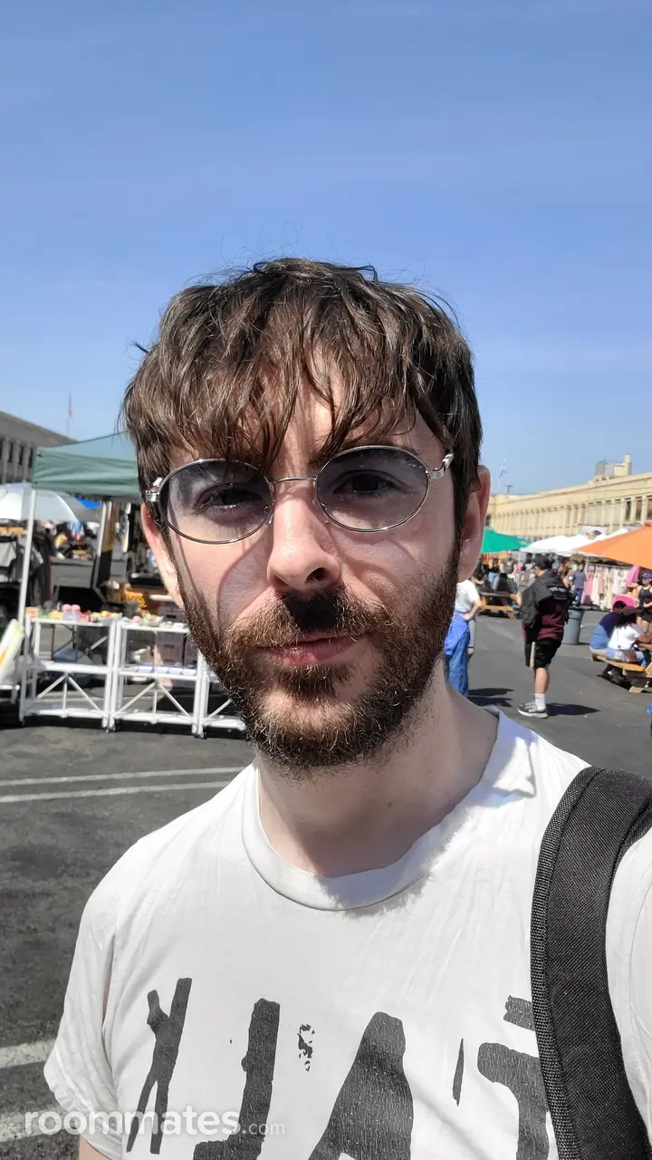 Profile photo 8 of 10