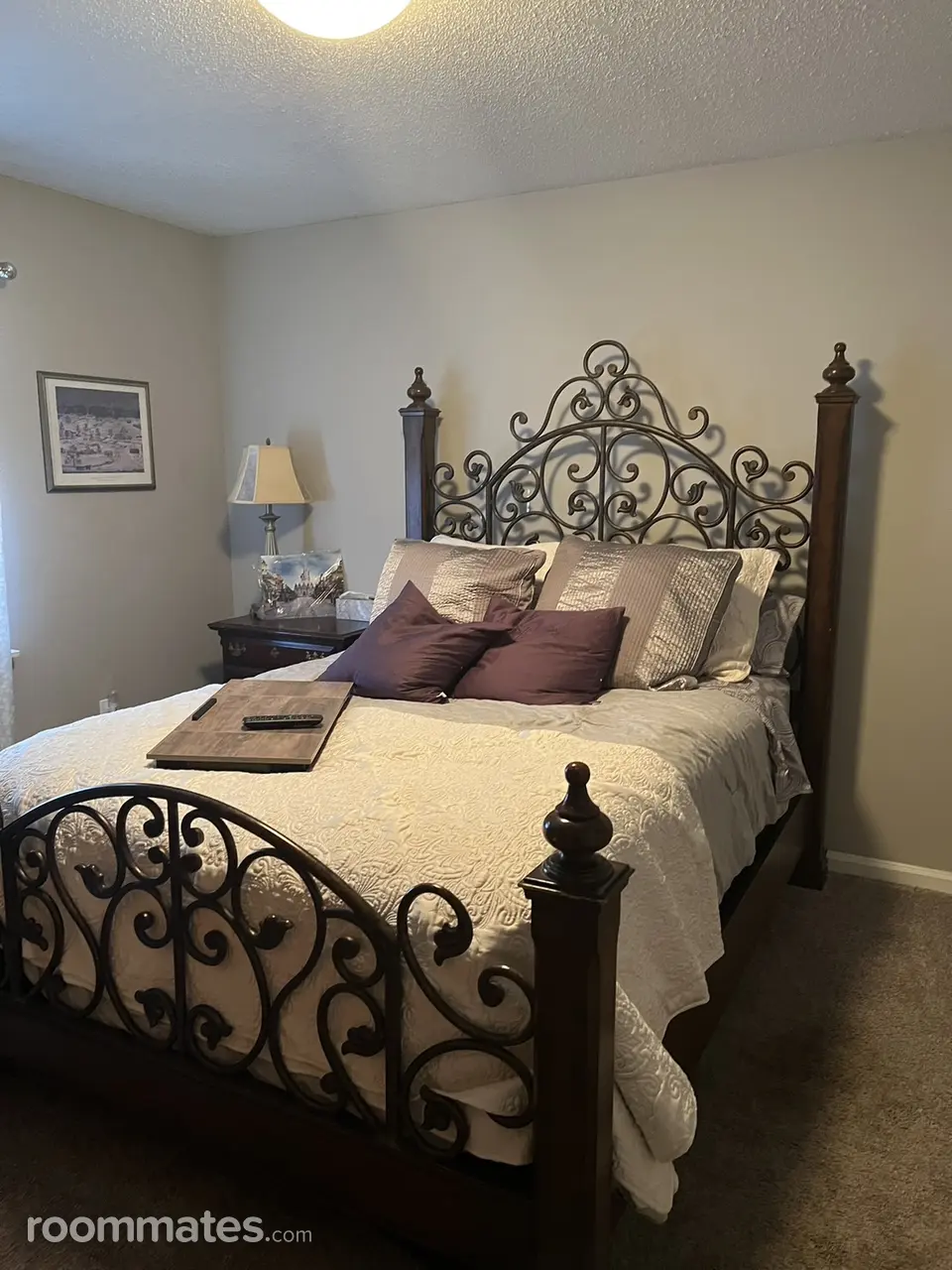 Profile photo 1 of 4