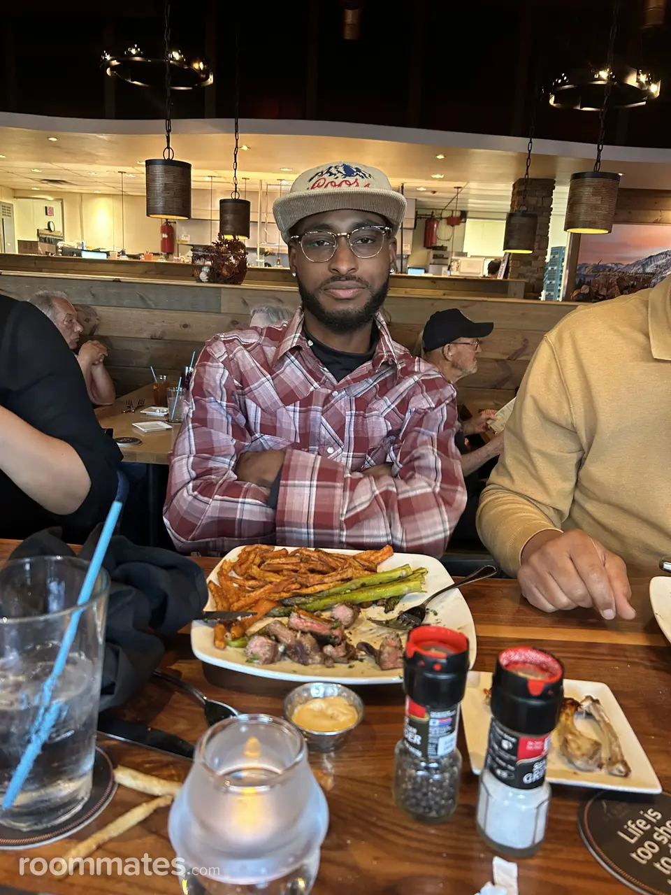 Profile photo 1 of 1