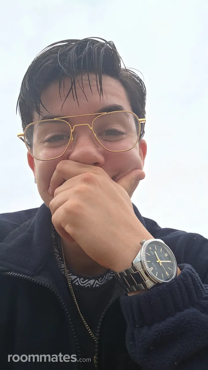 Profile photo 1 of 1