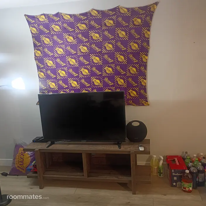 Room for rent in San Bernardino, CA $640, apartment