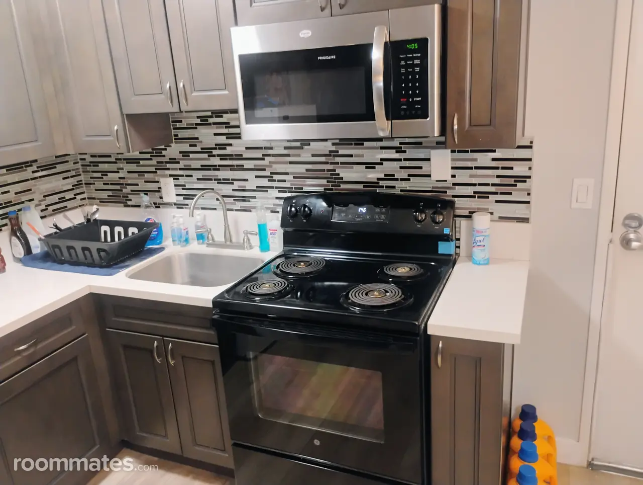 Profile photo 2 of 8