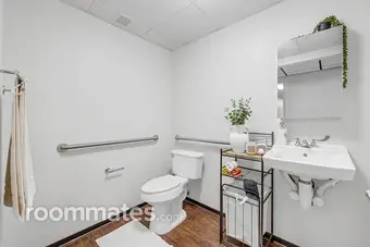 Room for rent in Denver, CO $875, apartment