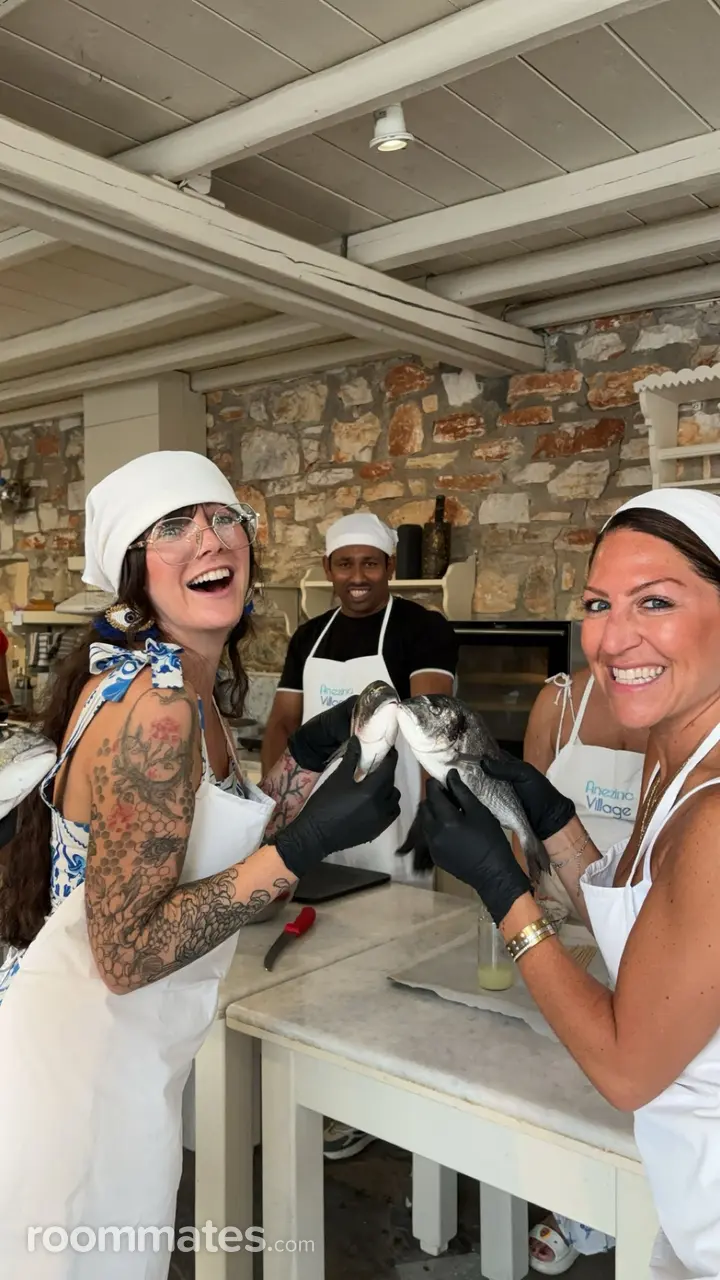 Profile photo 2 of 9