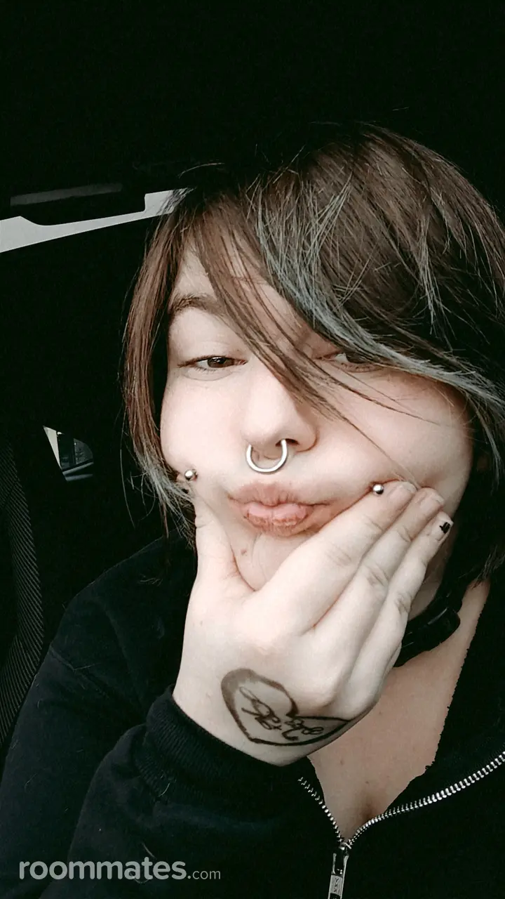 Profile photo 6 of 9