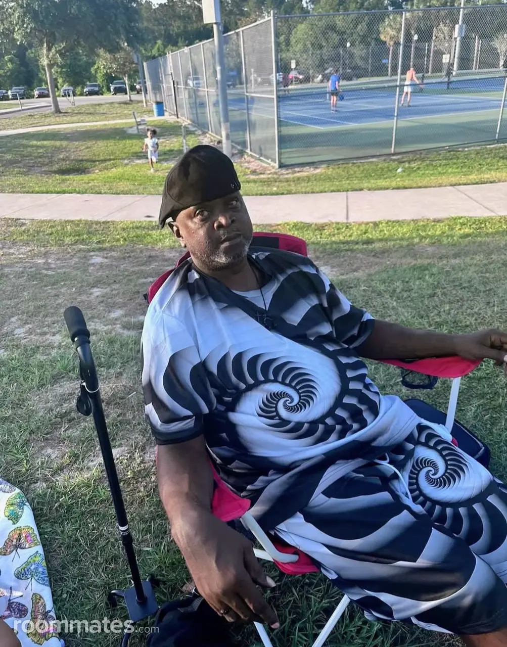 Profile photo 2 of 5