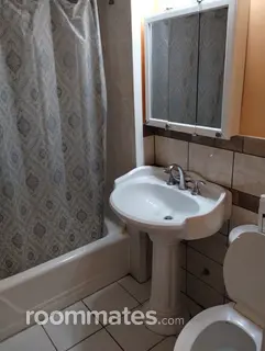 Room for rent in Chicago, IL $600, apartment