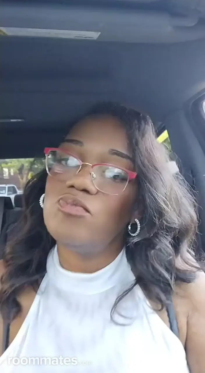 Profile photo 6 of 6