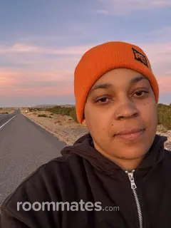 Roommate looking Tucson, AZ, $700