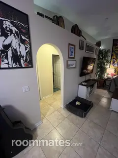 Room for rent in Jacksonville, FL $800, house