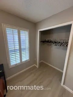 Room for rent in Jacksonville, FL $800, house