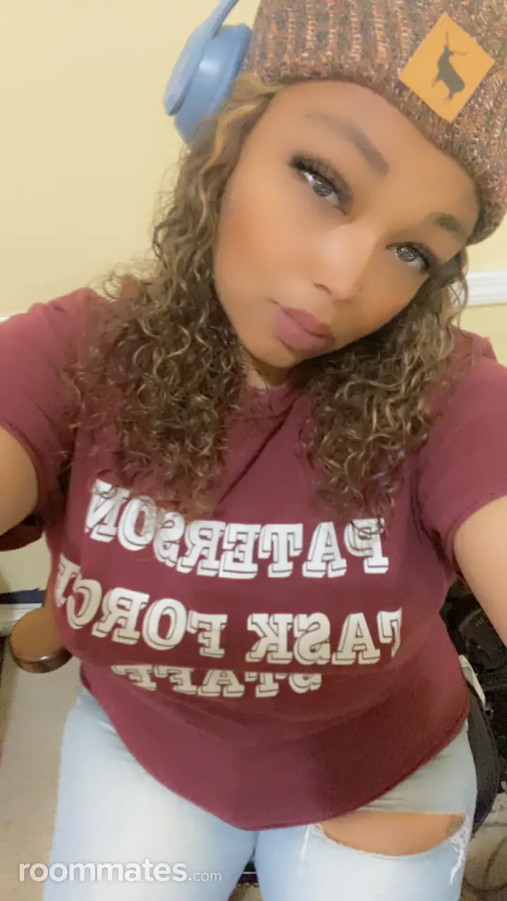 Profile photo 1 of 1