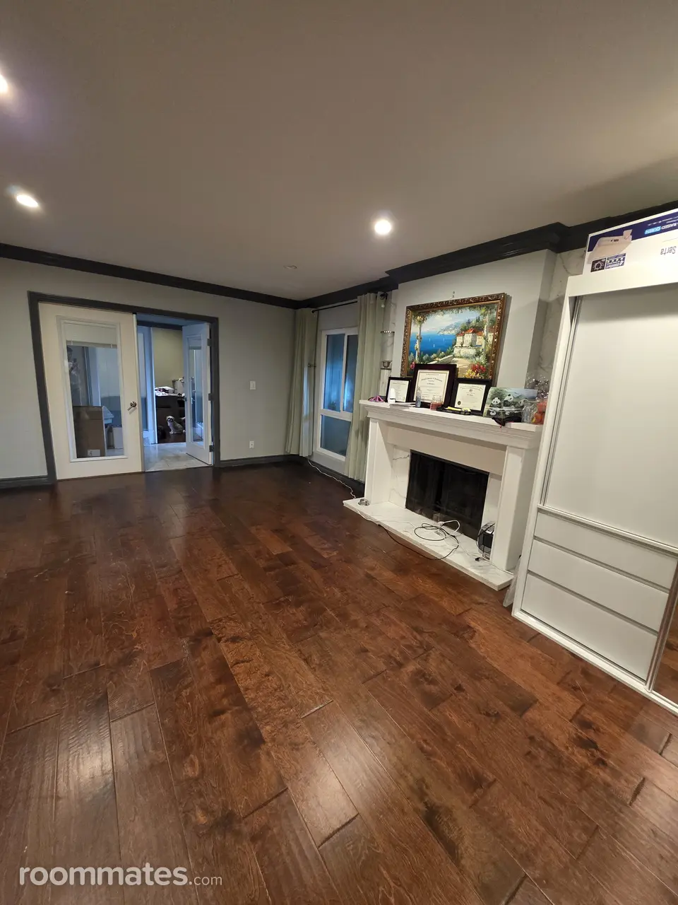 Profile photo 3 of 8