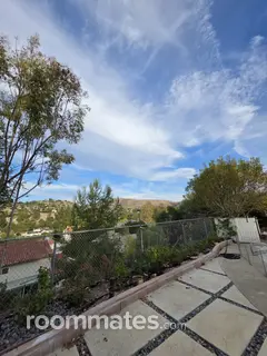 Room for rent in Thousand Oaks, CA $1395, house