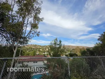 Room for rent in Thousand Oaks, CA $1395, house