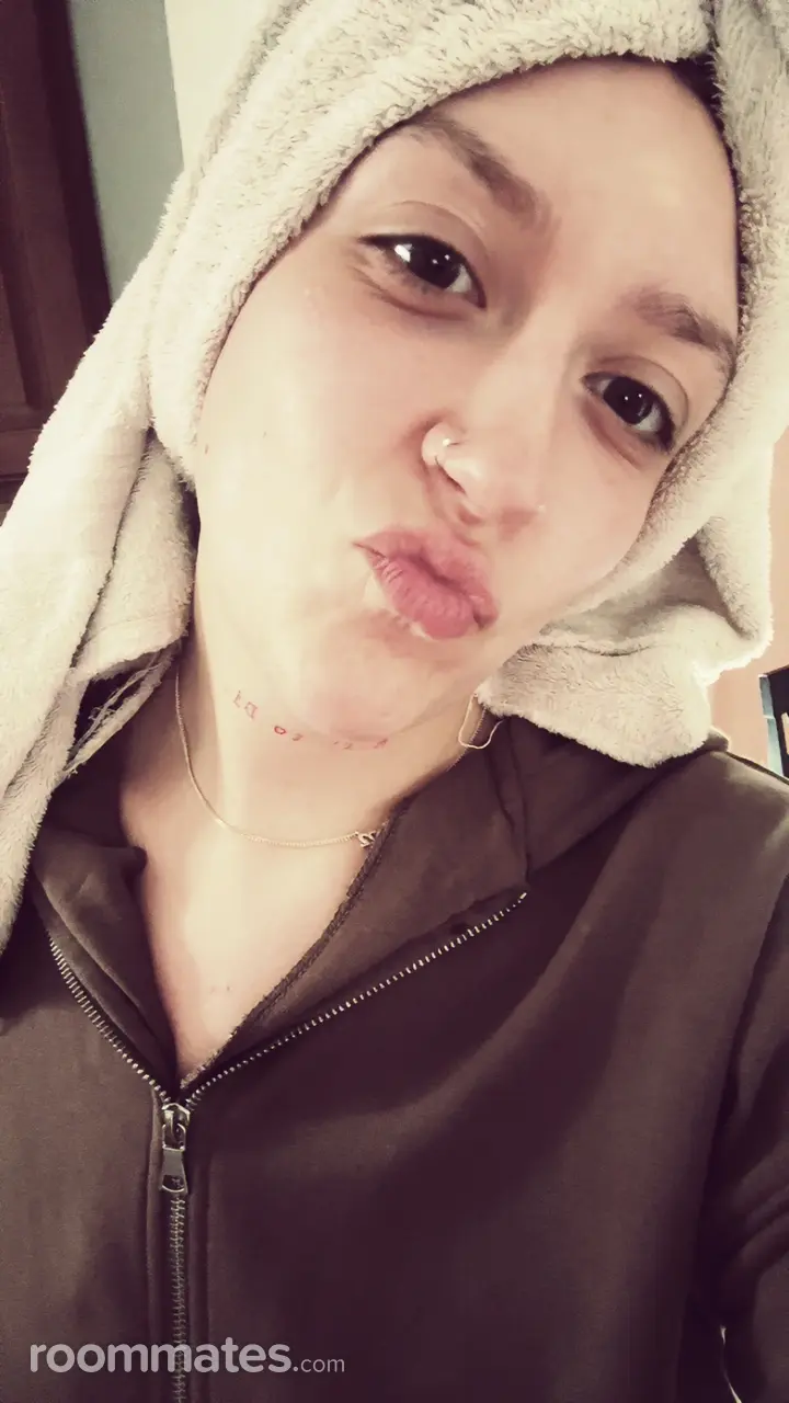 Profile photo 4 of 4