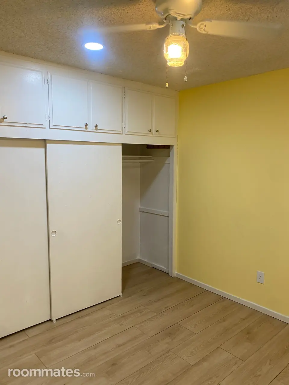 Profile photo 15 of 17