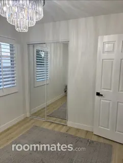 Room for rent in Anaheim, CA $1000, house