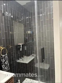 Room for rent in Anaheim, CA $1000, house